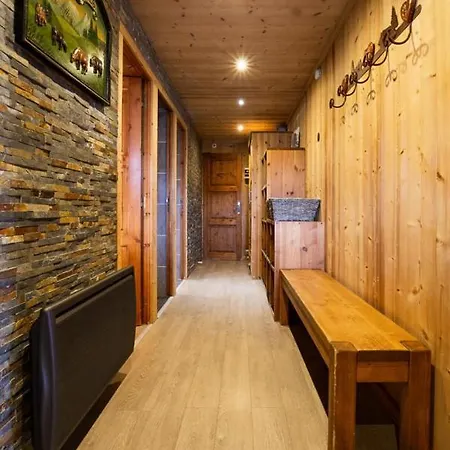 Holiday home 13 Personnes-le Vanvolet